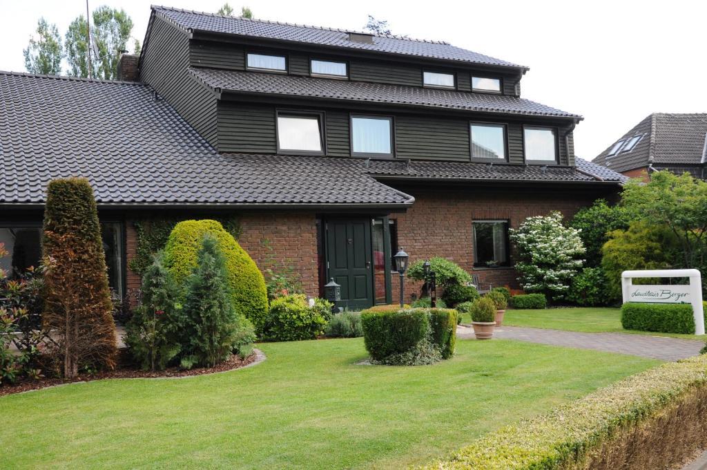 Landhaus Berger Guest House Feldhausen Exterior photo
